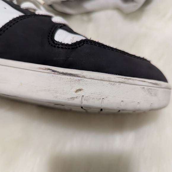 Calvin Klein Men's Black and White Sneakers Size 11 - Picture 4 of 7